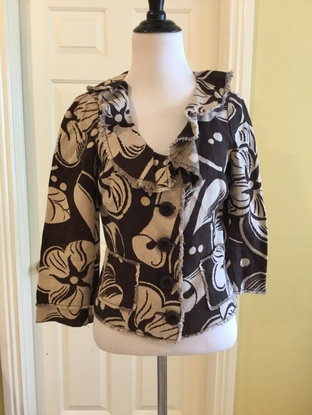Moschino Cheap and Chic Italian Linen Floral Jacket Brown Cream Size 8